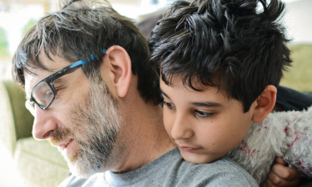 La importancia del padre en la crianza y educación de los hijos.