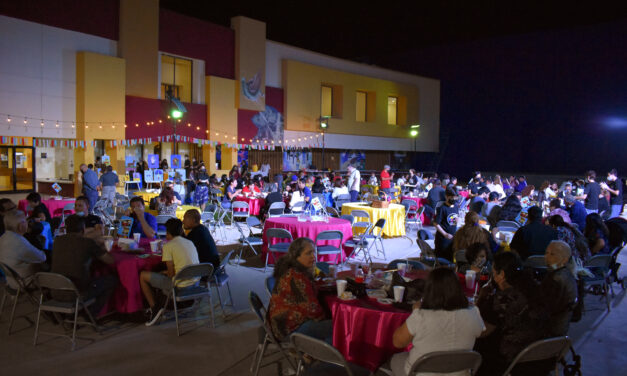 CELEBRA LA SECRETARÍA DE CULTURA DE BAJA CALIFORNIA EL X ANIVERSARIO DEL TALLER INCLUYENTE COLORES EN MI ESPEJO