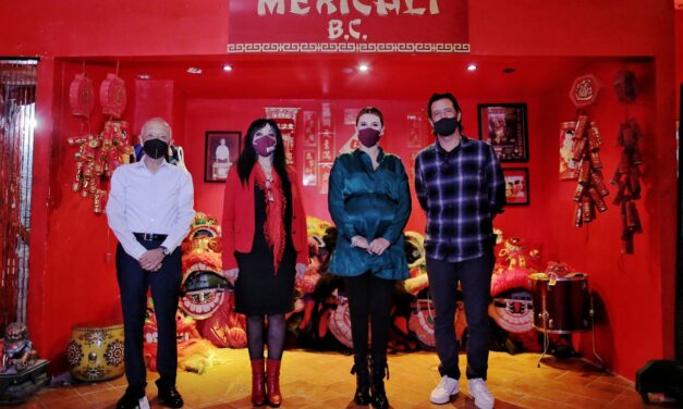 RECORREN MARINA DEL PILAR Y JOSÉ MARÍA YAZPIK UNA RENOVADA “CHINESCA” EN MEXICALI