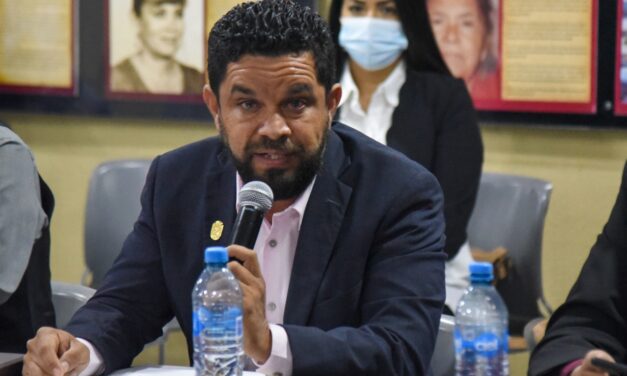 PRESENTA IMDECUF PROYECTOS EN EL CONGRESO LOCAL