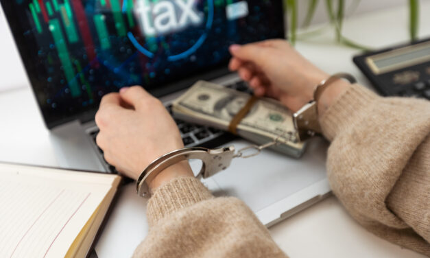 Alerta del IRS sobre estafas y reclamaciones falsas