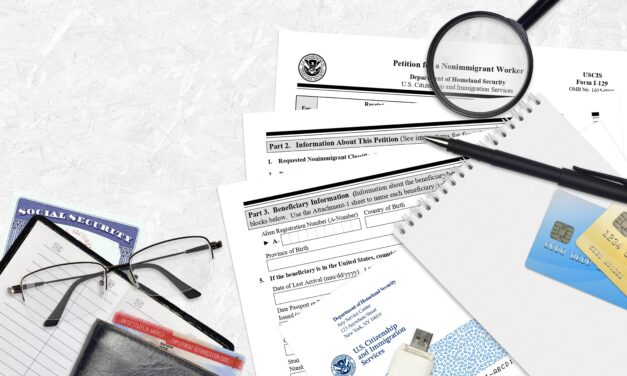 USCIS Aumenta la Extensión Automática de Ciertos Documentos de Autorización de Empleo